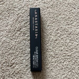 Anastasia Beverly Hills Brow Gel in Black Packaging